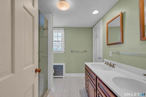 1 Reservoir Road Newtown CT 06470