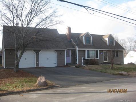 43 Castle Road Bristol CT 06010