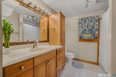 17 Louise Drive East Lyme CT 06357