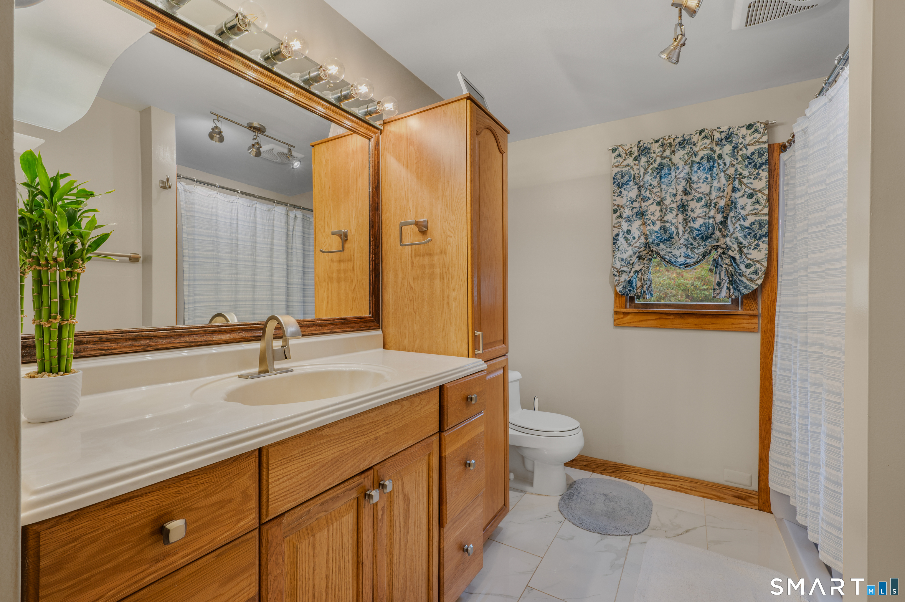 17 Louise Drive East Lyme CT 06357
