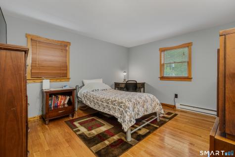 17 Louise Drive East Lyme CT 06357