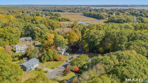 17 Louise Drive East Lyme CT 06357