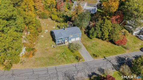 17 Louise Drive East Lyme CT 06357