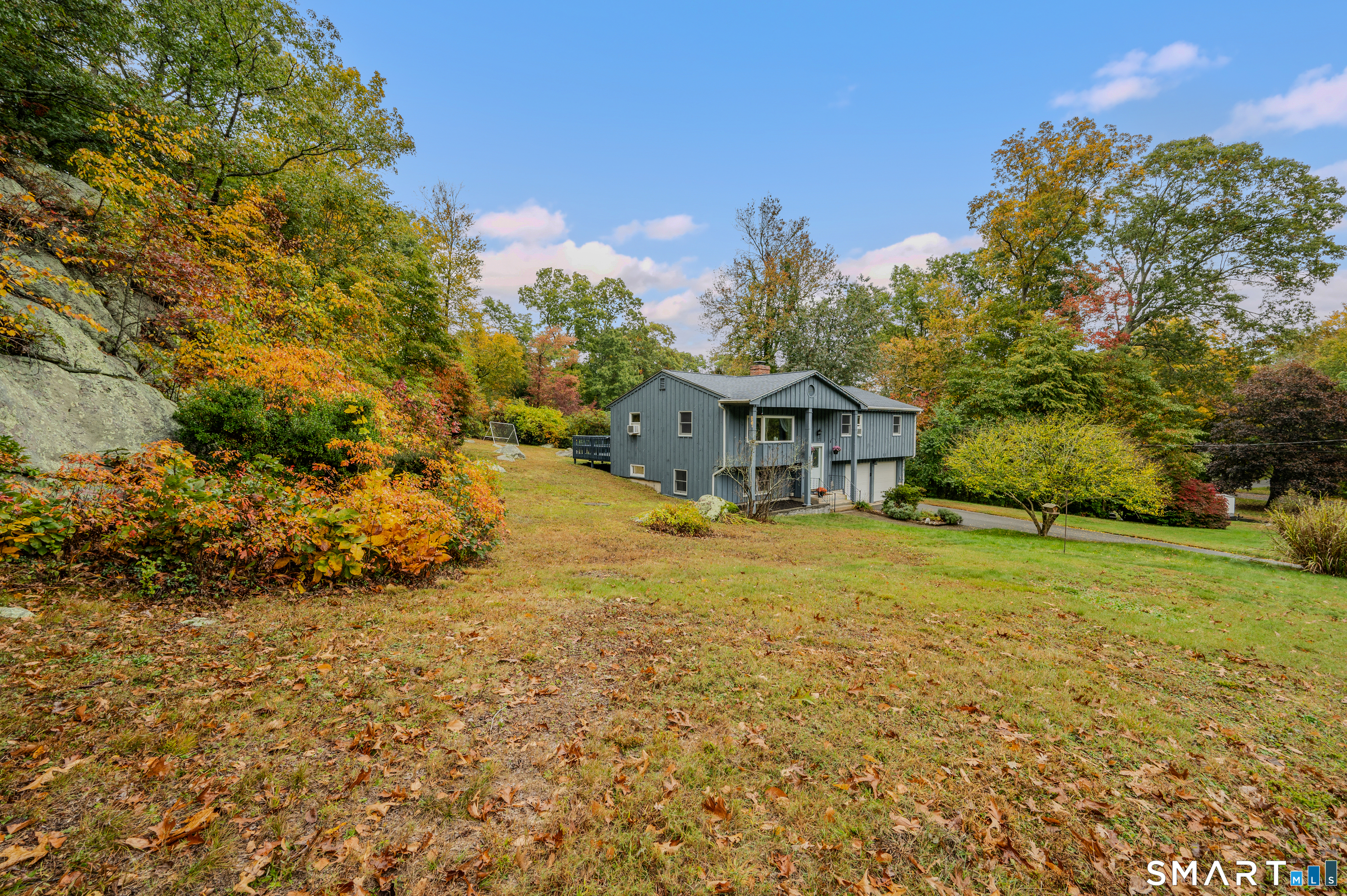 17 Louise Drive East Lyme CT 06357