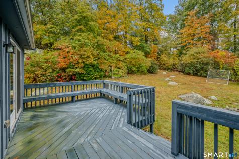 17 Louise Drive East Lyme CT 06357