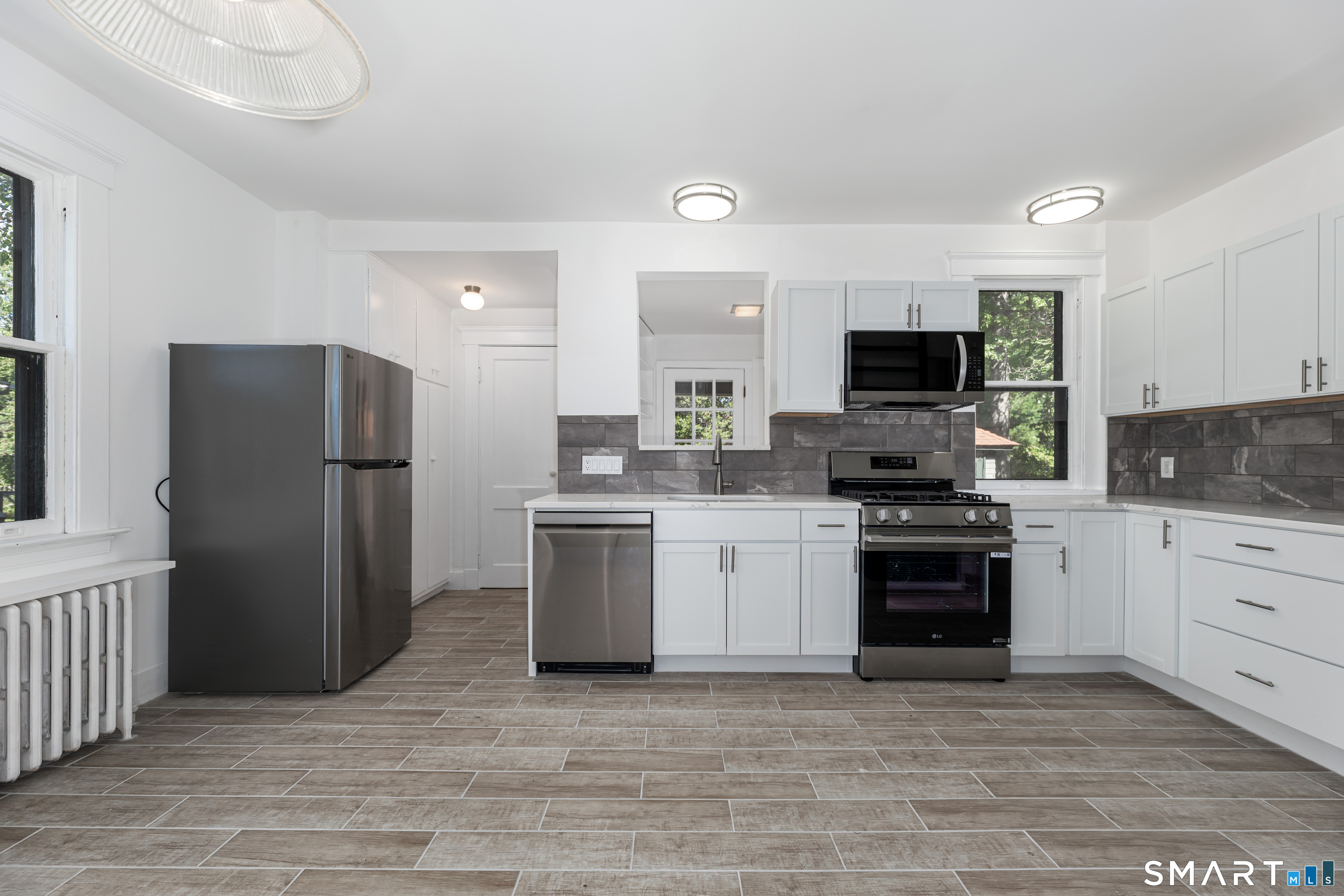 813 Edgewood Avenue New Haven CT 06515