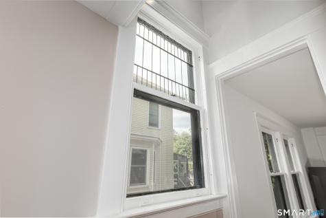 813 Edgewood Avenue New Haven CT 06515