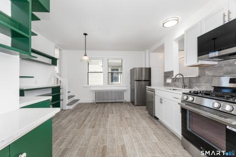 813 Edgewood Avenue New Haven CT 06515