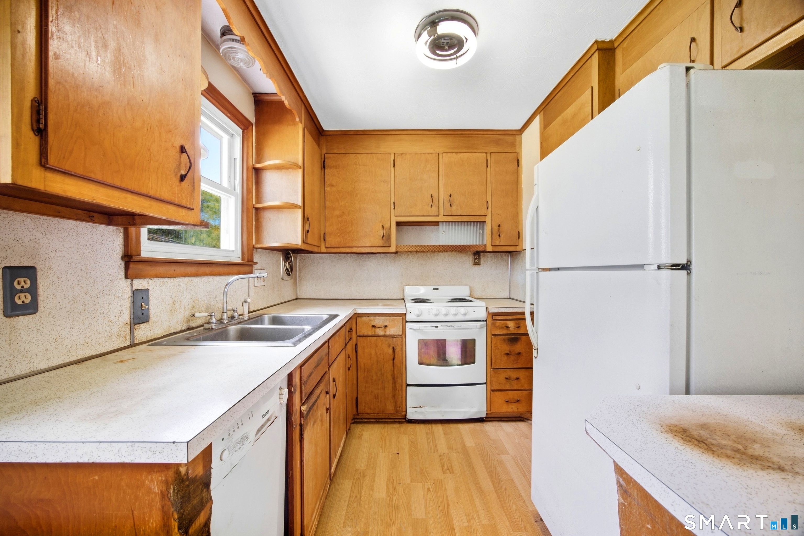 12 Southwood Drive West Hartford CT 06110