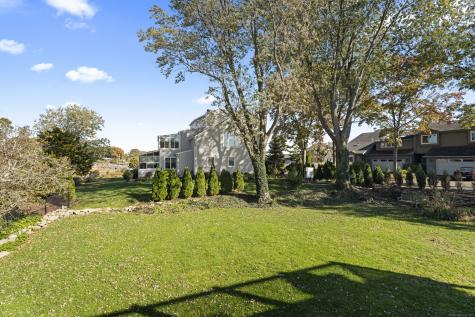 21 Harbor Street Branford CT 06405