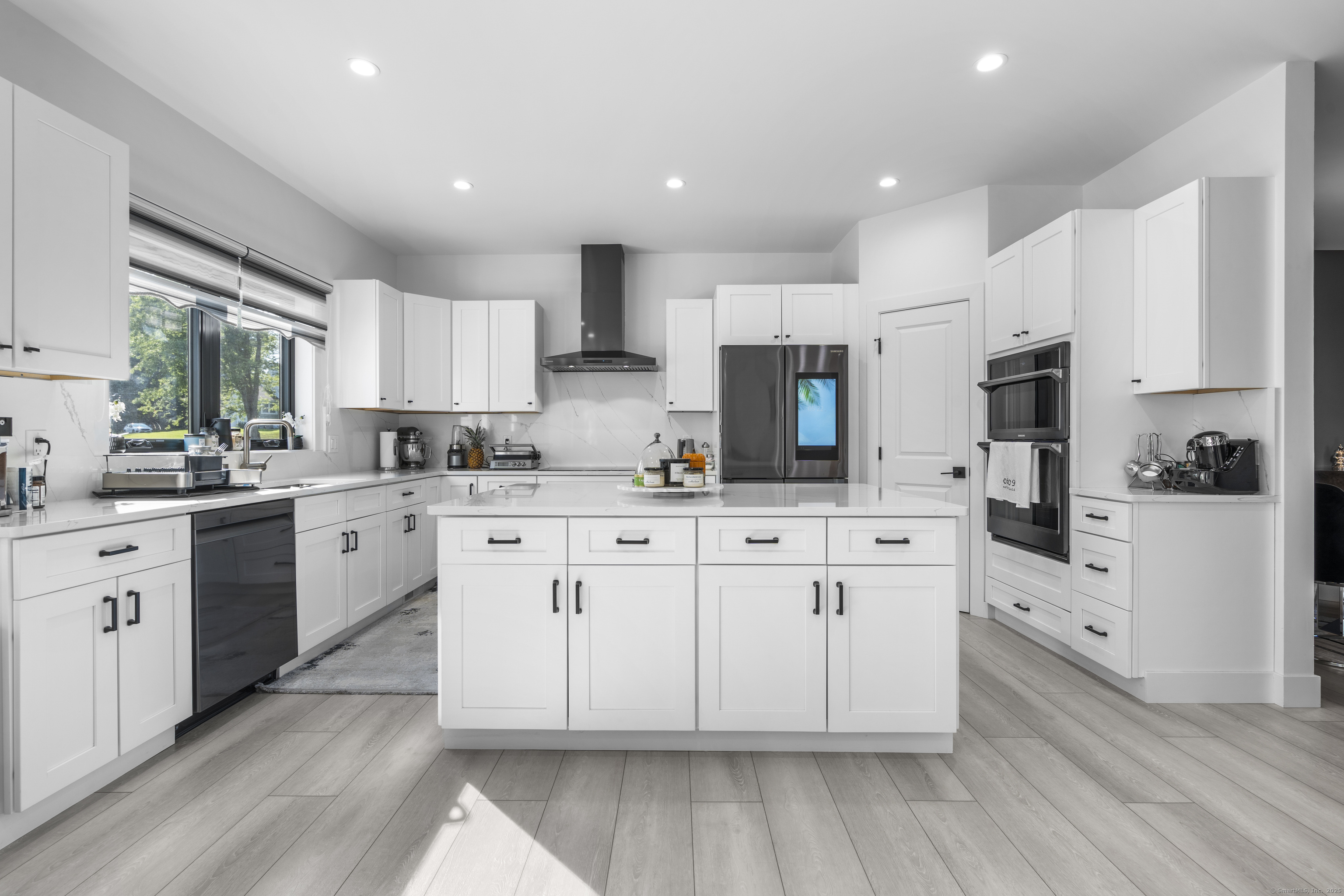 6 Vinnie Drive Wethersfield CT 06109