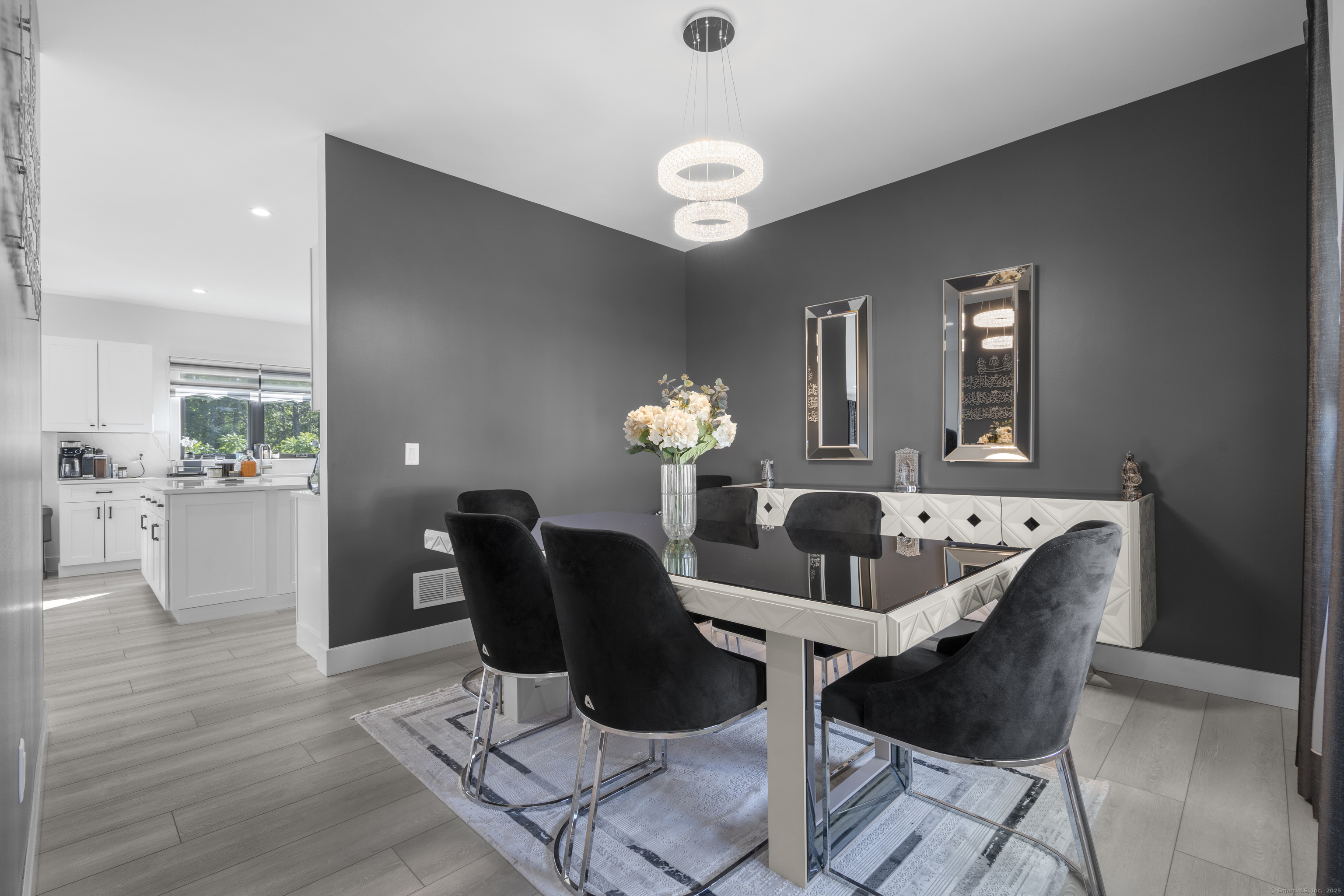 6 Vinnie Drive Wethersfield CT 06109