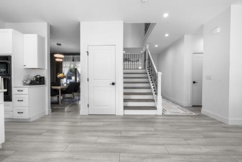 6 Vinnie Drive Wethersfield CT 06109