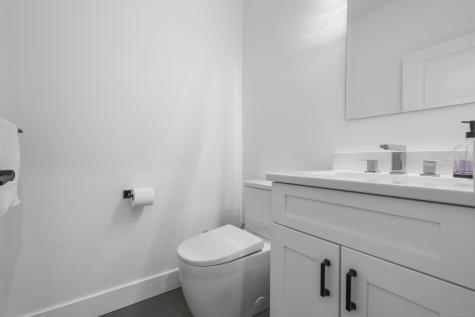 6 Vinnie Drive Wethersfield CT 06109