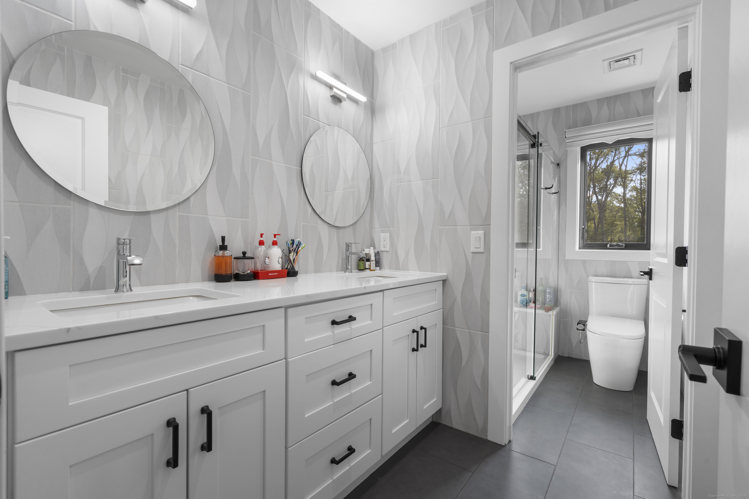 6 Vinnie Drive Wethersfield CT 06109