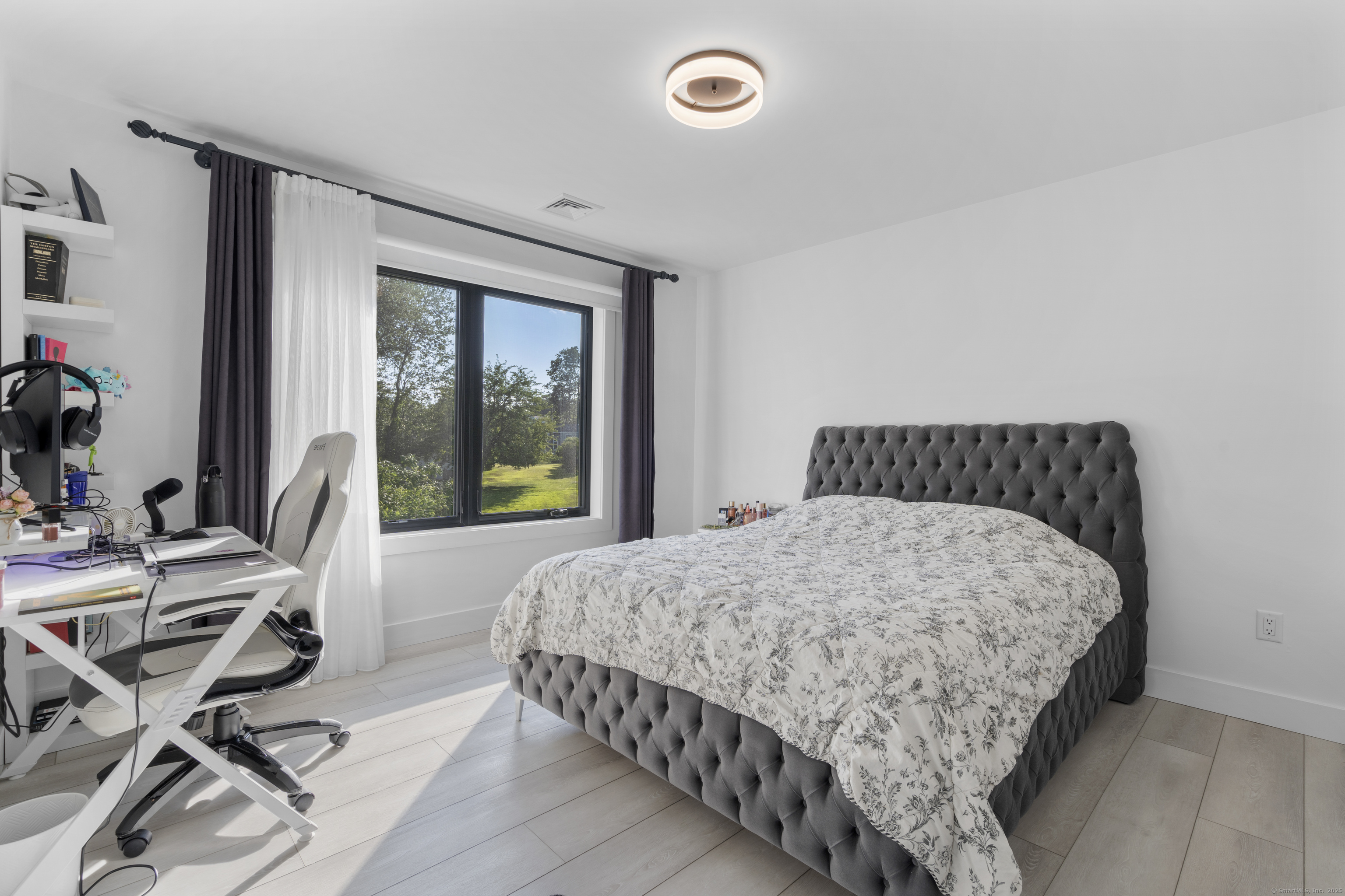 6 Vinnie Drive Wethersfield CT 06109