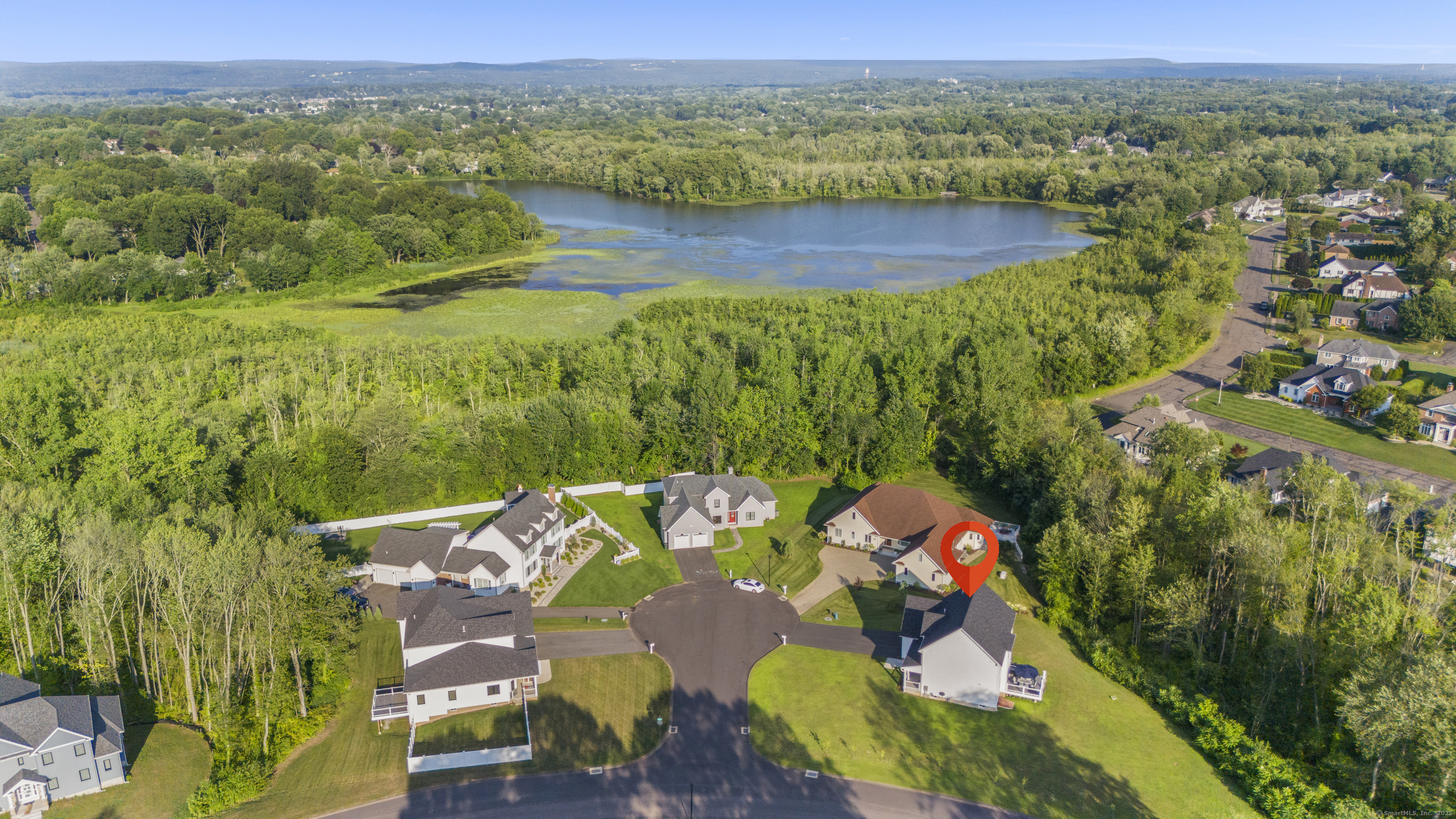 6 Vinnie Drive Wethersfield CT 06109