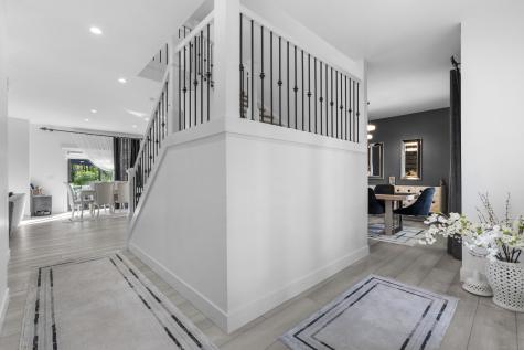6 Vinnie Drive Wethersfield CT 06109