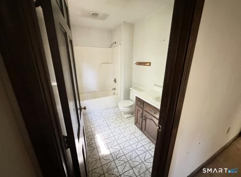 45 Quail Hollow Drive Southington CT 06489