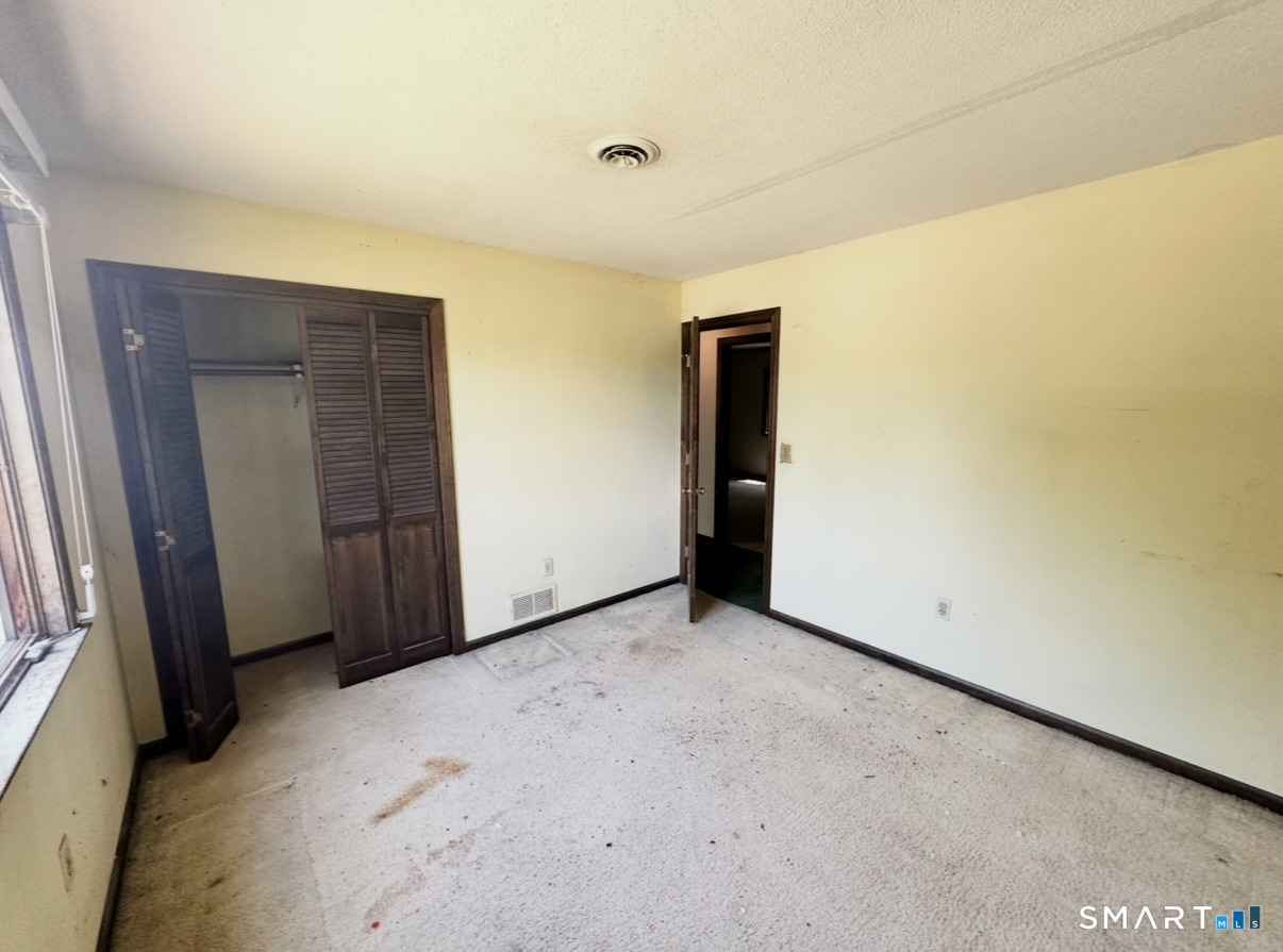 45 Quail Hollow Drive Southington CT 06489