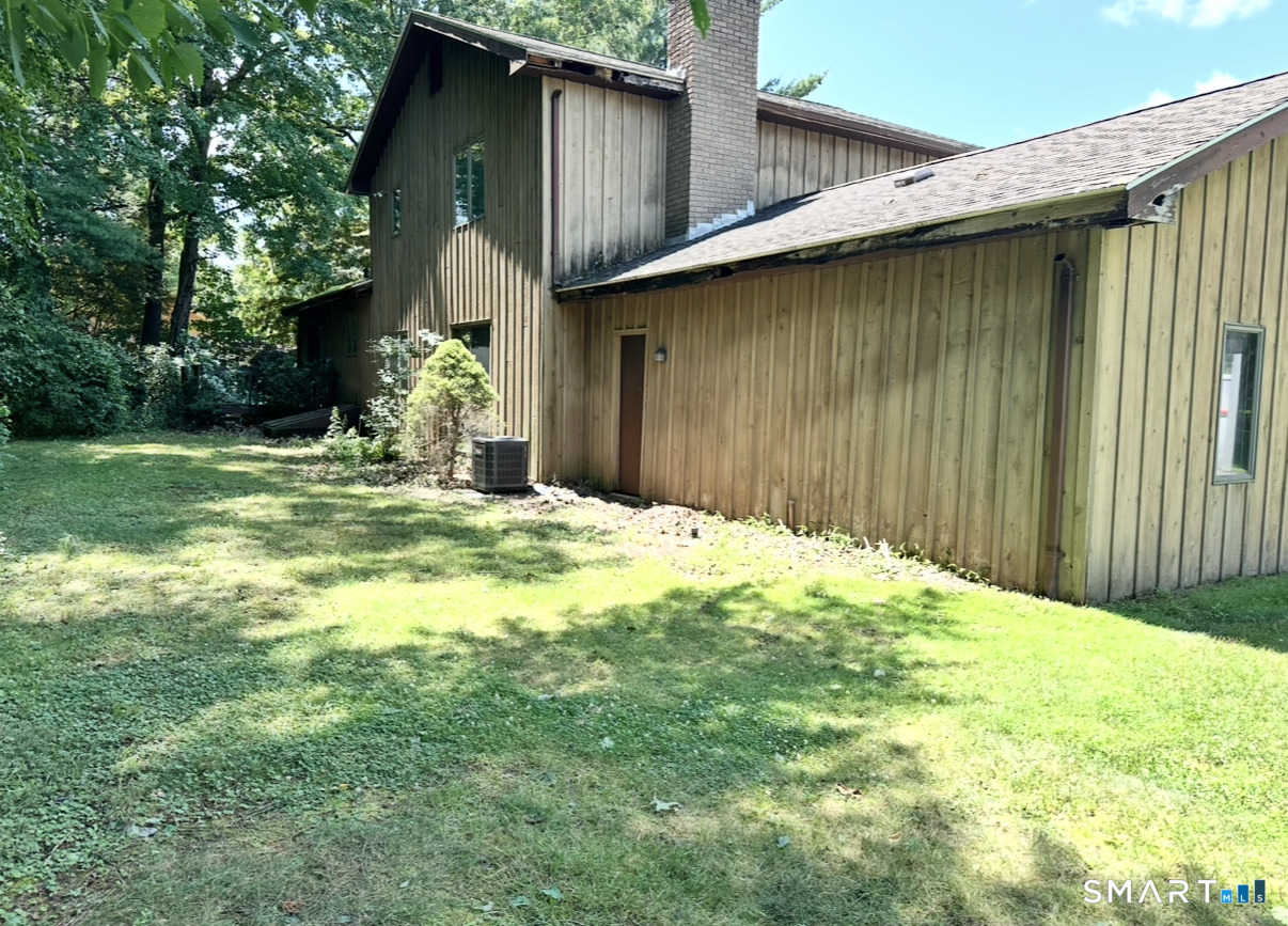 45 Quail Hollow Drive Southington CT 06489