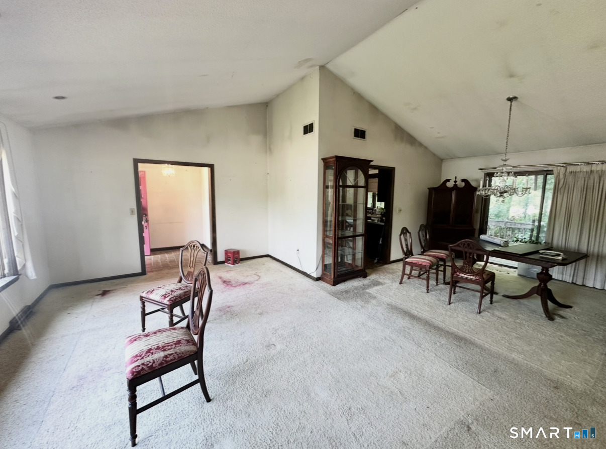45 Quail Hollow Drive Southington CT 06489