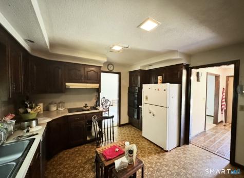 45 Quail Hollow Drive Southington CT 06489