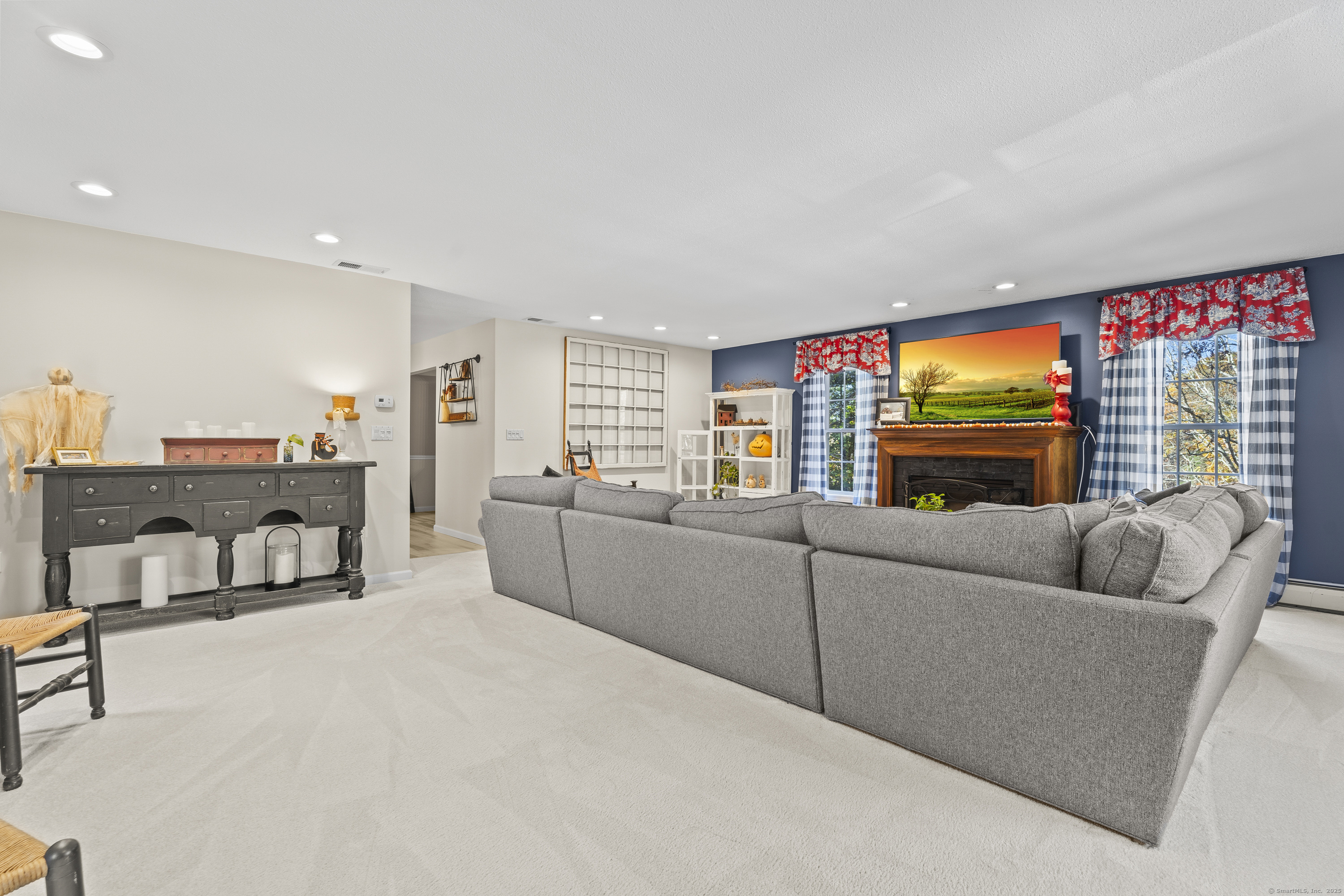 20 Mohegan Lane Hebron CT 06231