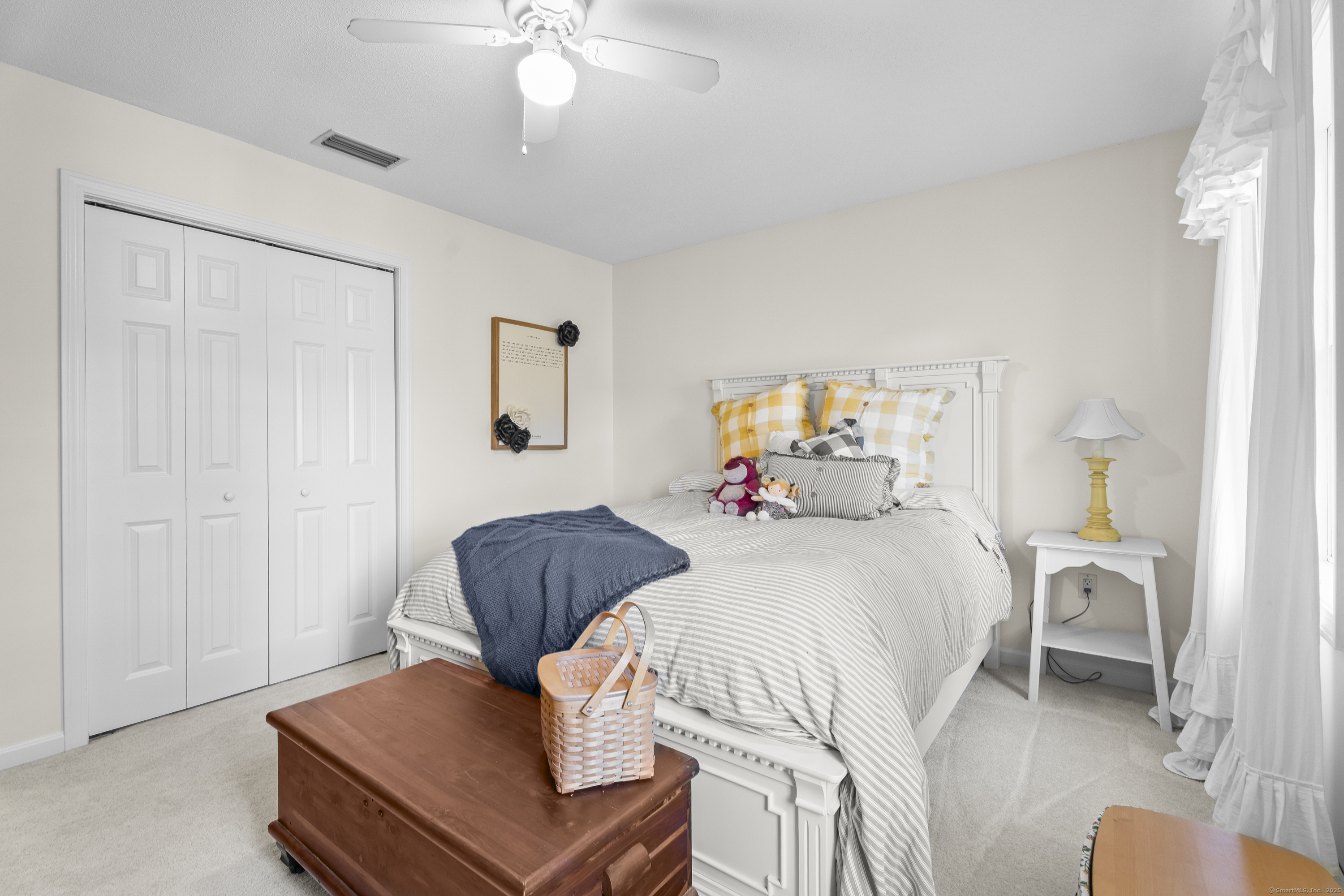 20 Mohegan Lane Hebron CT 06231