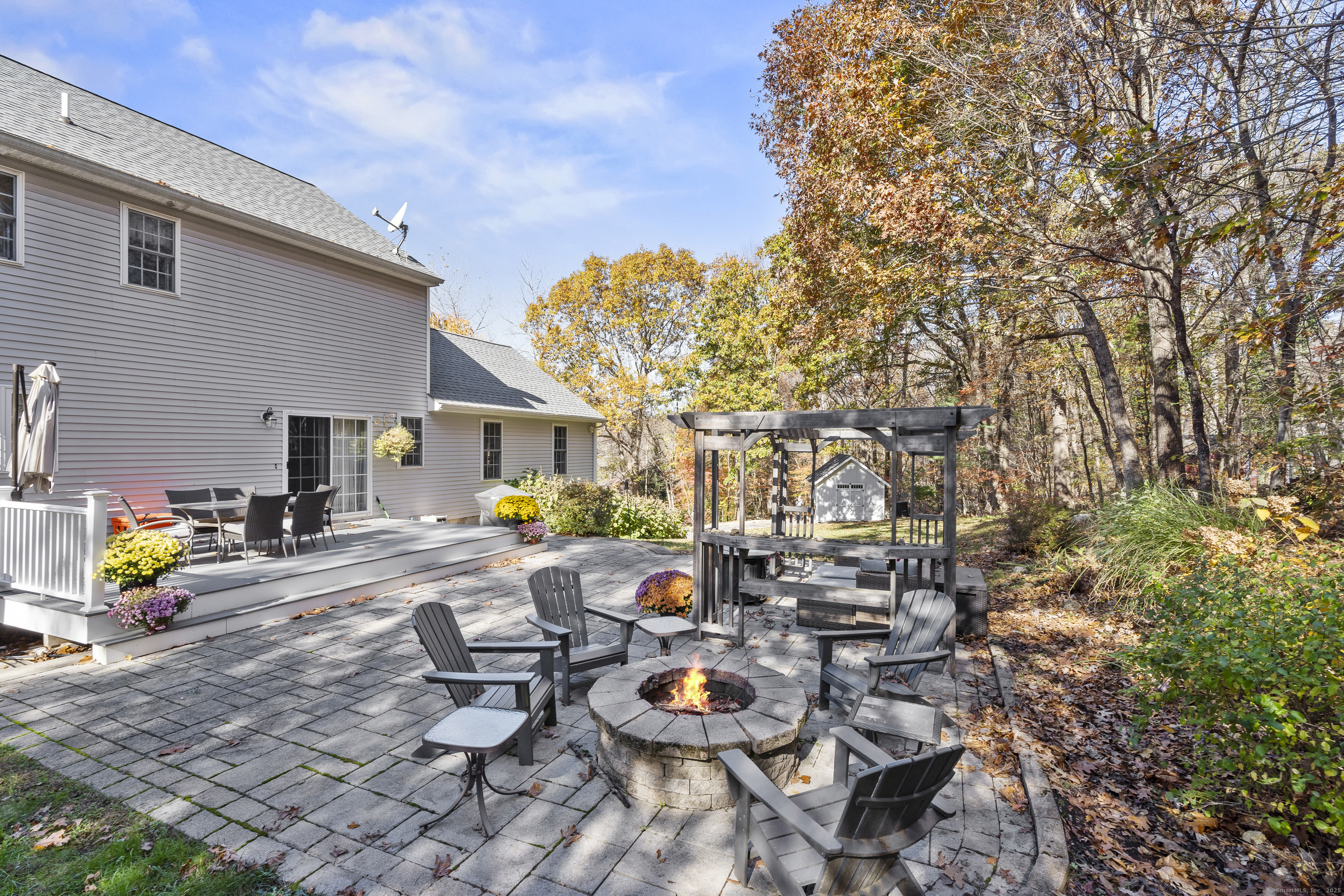 20 Mohegan Lane Hebron CT 06231