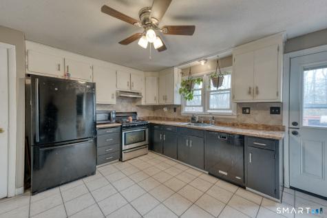 160 Windbrook Drive Windsor CT 06095