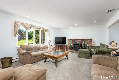 8 Smith Haven Drive Seymour CT 06483