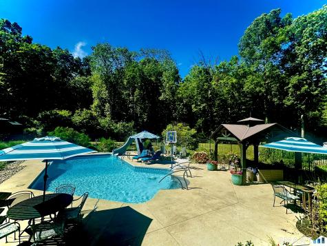 82 Valley Drive Salem CT 06420