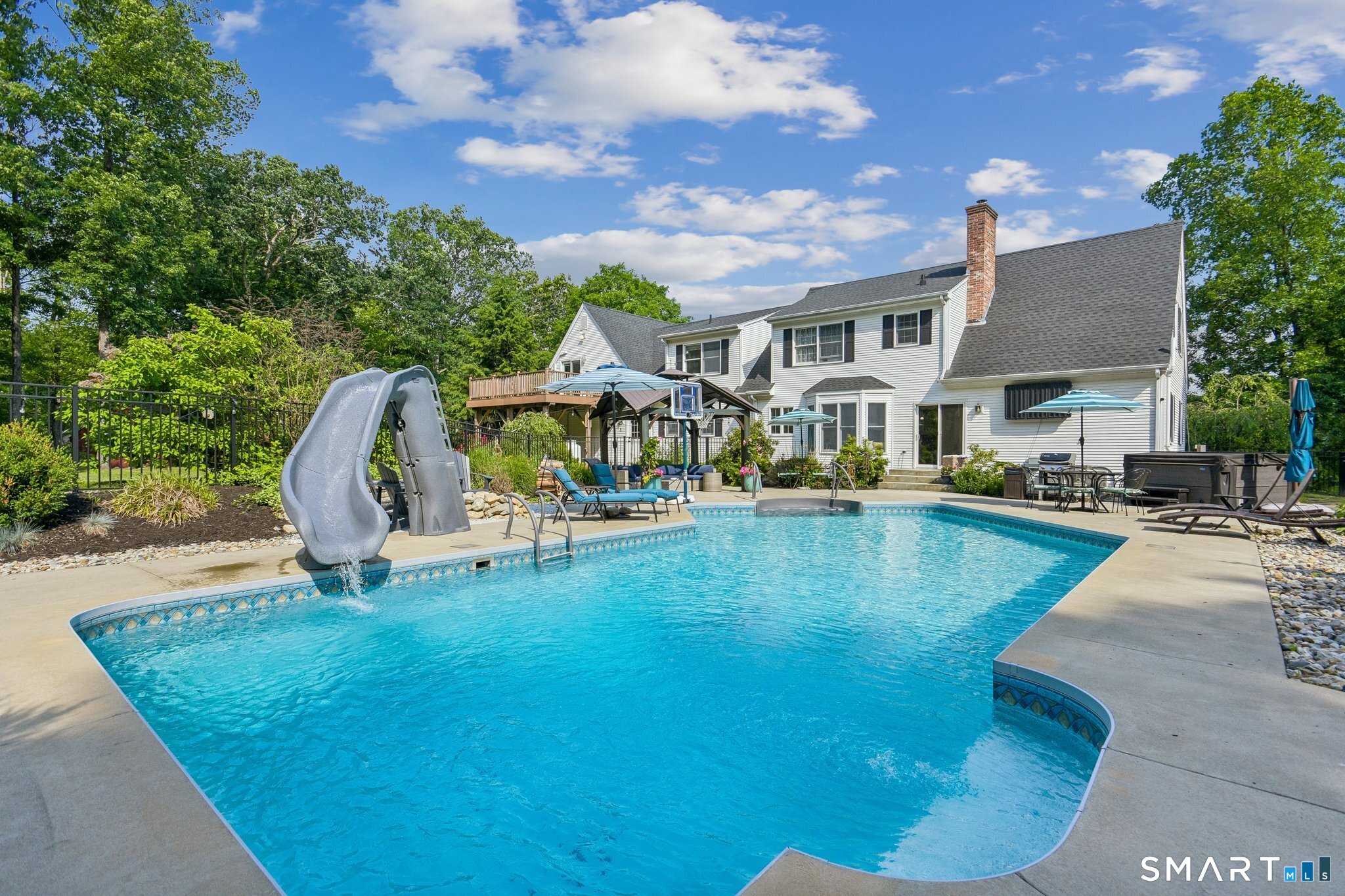 82 Valley Drive Salem CT 06420