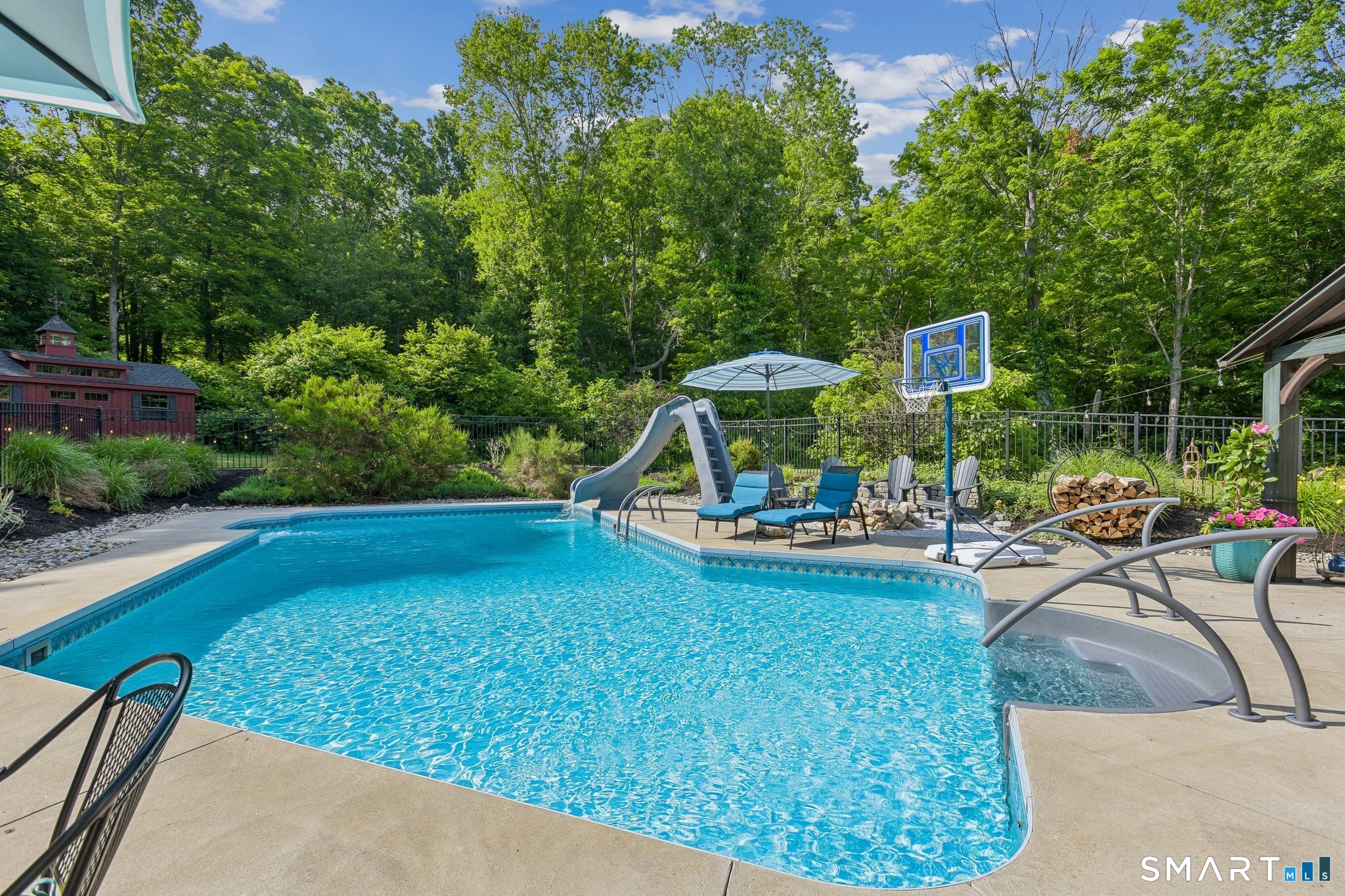82 Valley Drive Salem CT 06420