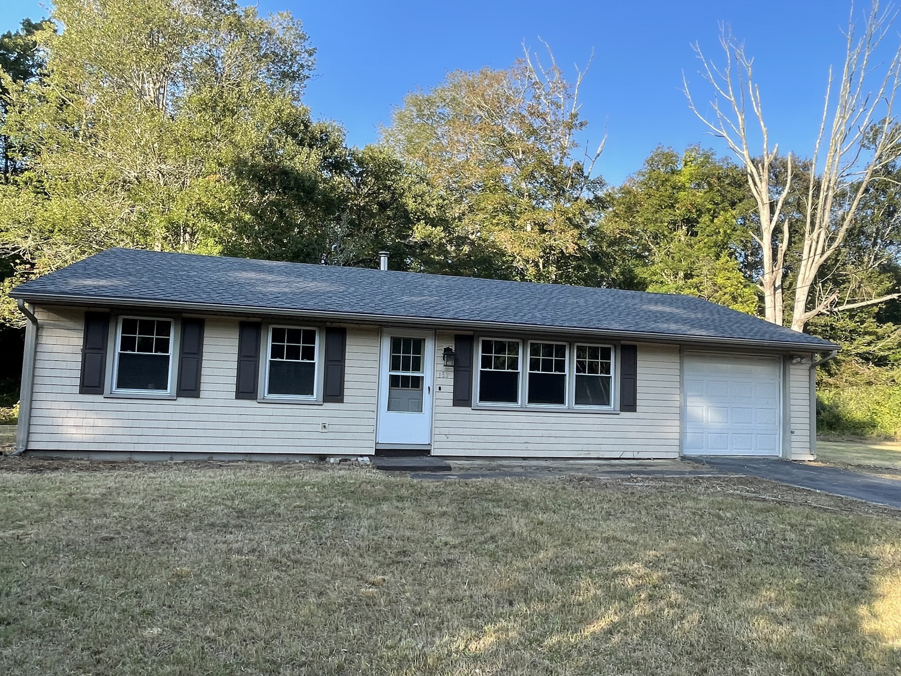 153 Meetinghouse Lane Ledyard CT 06339