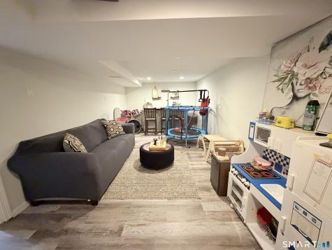 63 Peters Circle Southington CT 06489