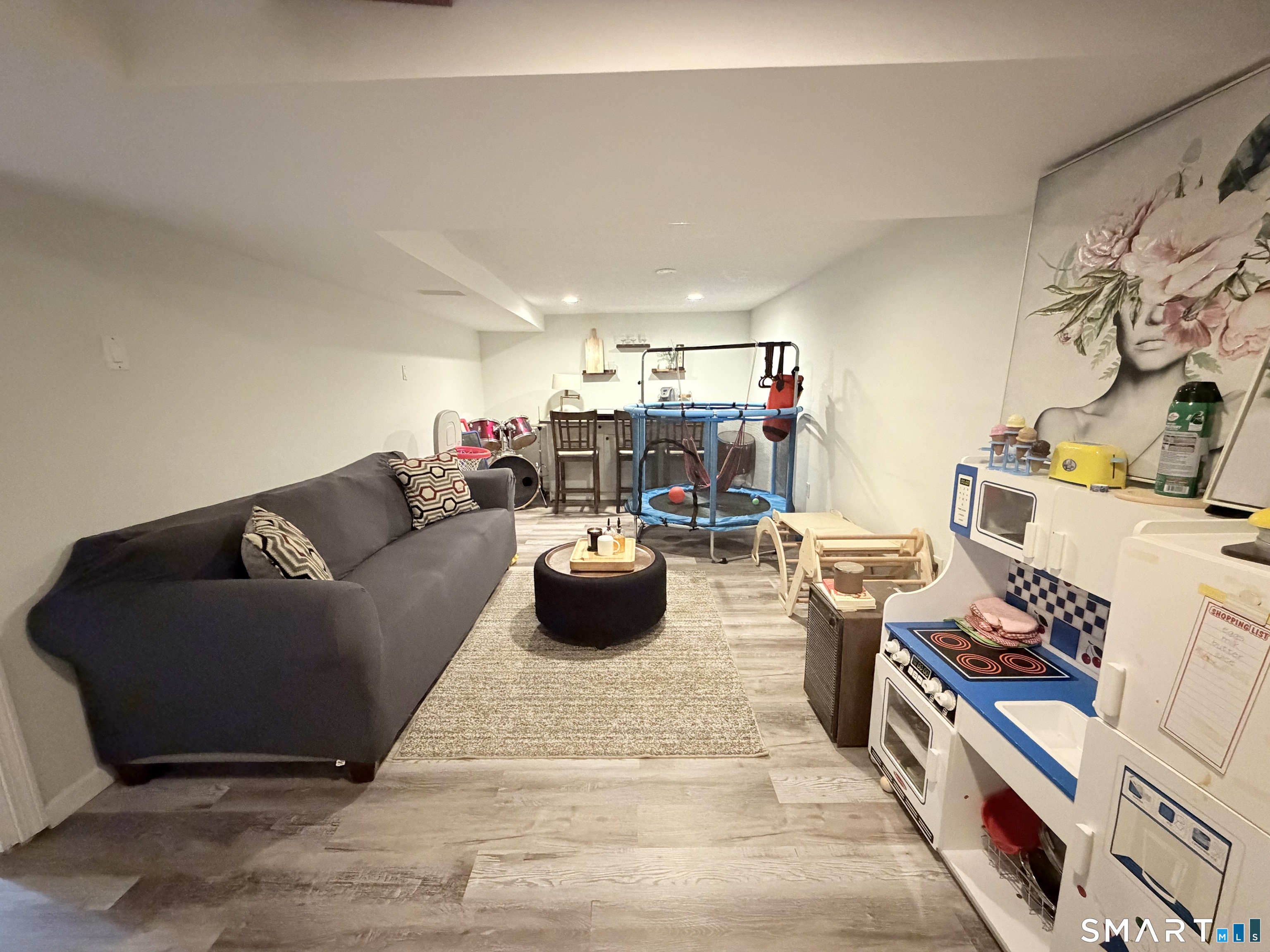 63 Peters Circle Southington CT 06489
