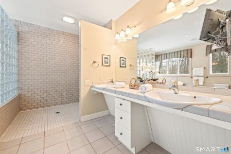 79 Chestnut Hill Road Glastonbury CT 06033