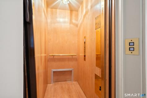 79 Chestnut Hill Road Glastonbury CT 06033