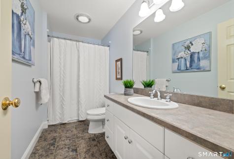 79 Chestnut Hill Road Glastonbury CT 06033