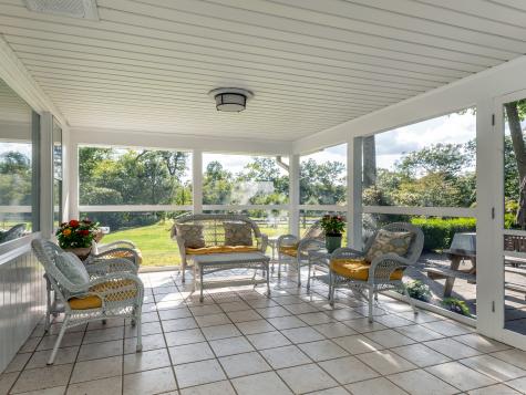 31 Hickory Lane Roxbury CT 06783