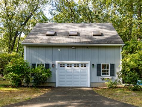 31 Hickory Lane Roxbury CT 06783