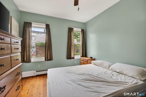 108 Irvington Street New Haven CT 06513