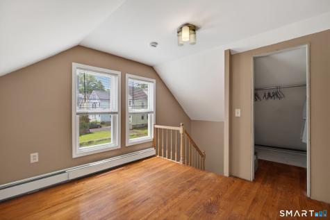 108 Irvington Street New Haven CT 06513