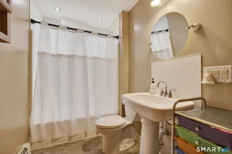 108 Irvington Street New Haven CT 06513