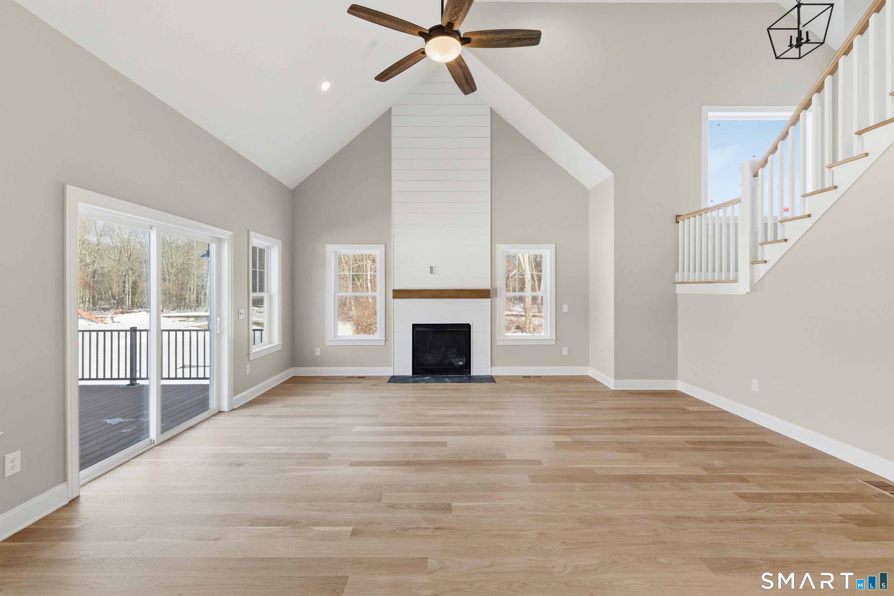 42 Holcomb Street Simsbury CT 06070