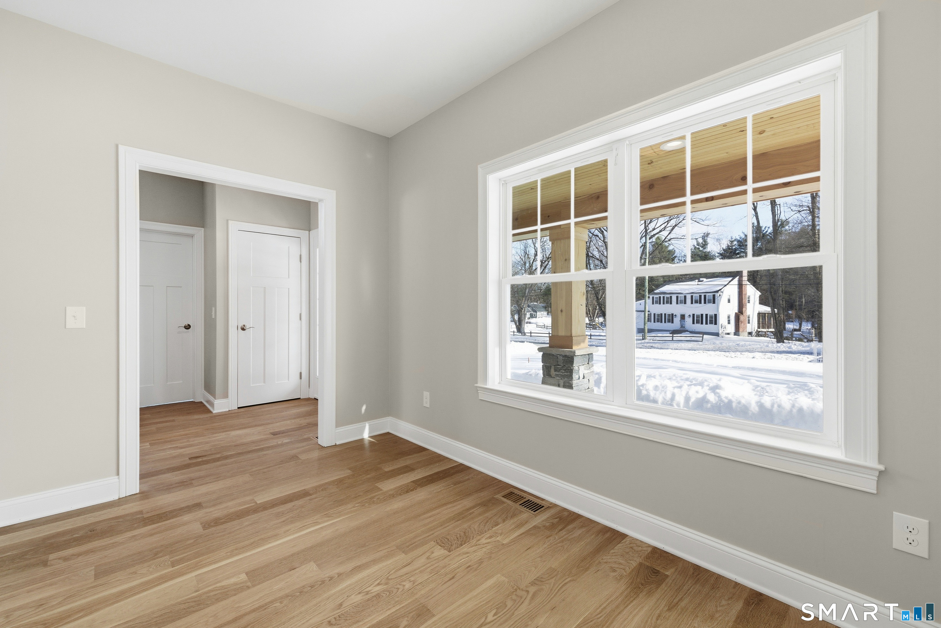 42 Holcomb Street Simsbury CT 06070