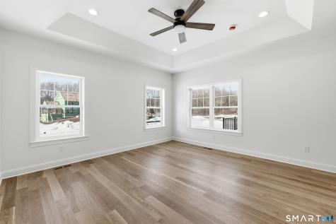 42 Holcomb Street Simsbury CT 06070