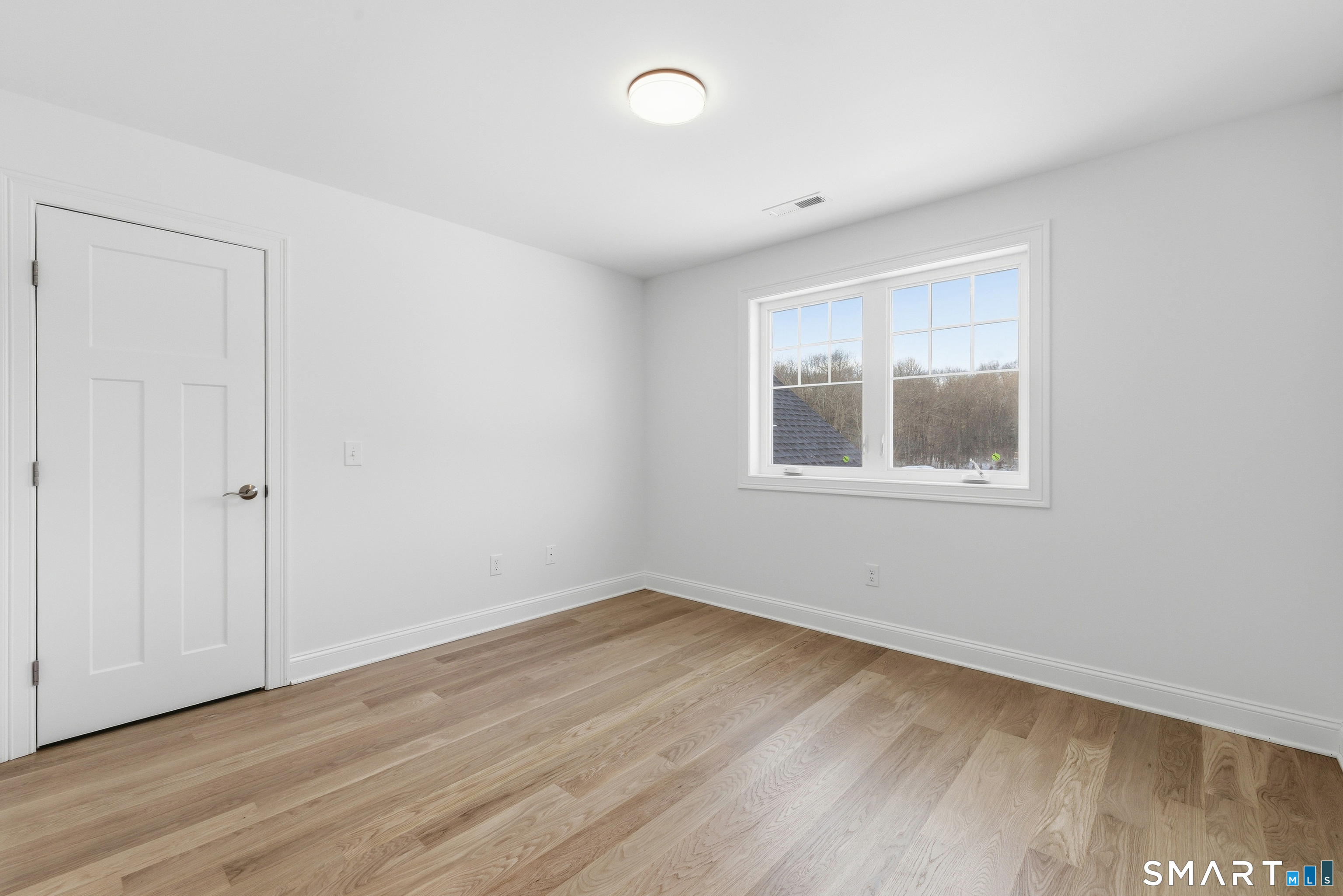 42 Holcomb Street Simsbury CT 06070